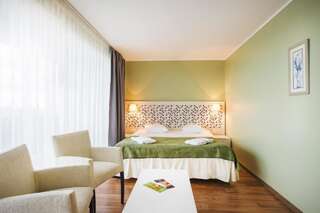 Отель Hotel Jurmala Spa Юрмала Улучшенный двухместный номер с 1 кроватью, предоставляется доступ в спа-центр-3